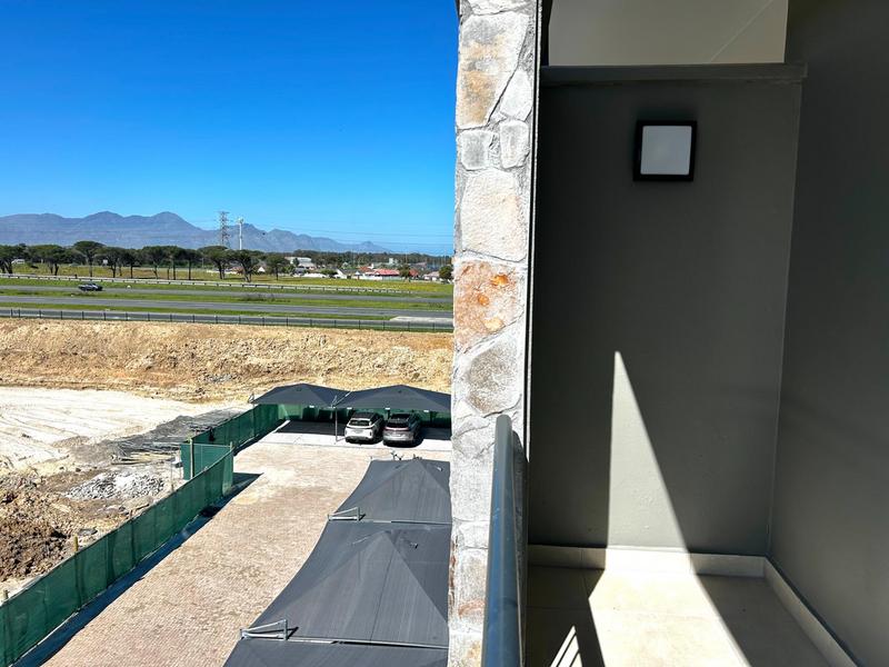 To Let 1 Bedroom Property for Rent in The Huntsman Western Cape